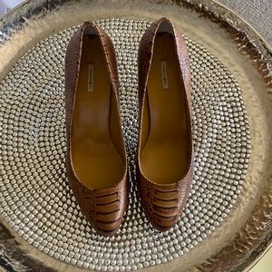 Brown alligator style round toe pumps - like new